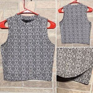 Living Doll -Sz S - timeless sleeveless wrap optic